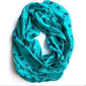 { Icing } Turtle Infinity Scarf